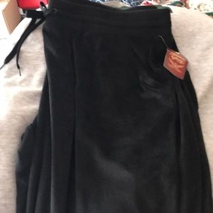 Black velour casual pants